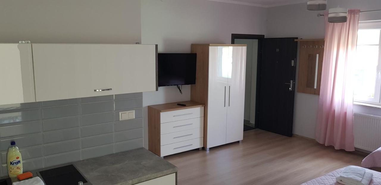 Apartamenty Maja -Pokoje - Domy Wakacyjne -Basen Podgrzewany -Jacuzzi - Sauna Леба Экстерьер фото