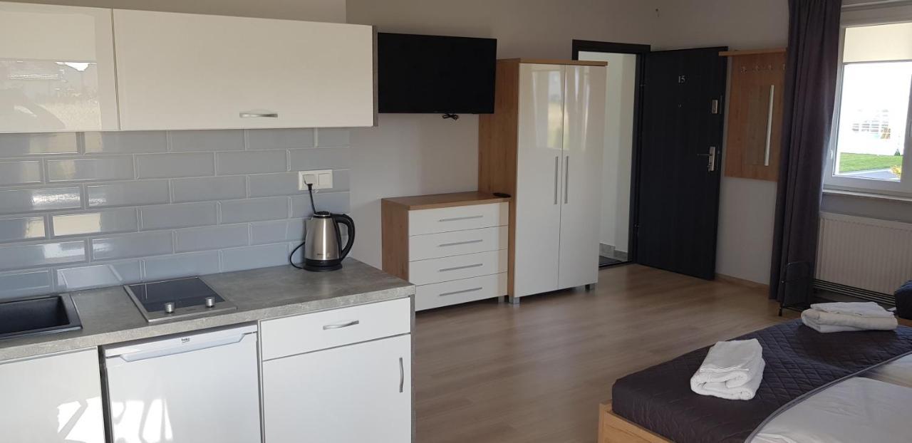 Apartamenty Maja -Pokoje - Domy Wakacyjne -Basen Podgrzewany -Jacuzzi - Sauna Леба Экстерьер фото