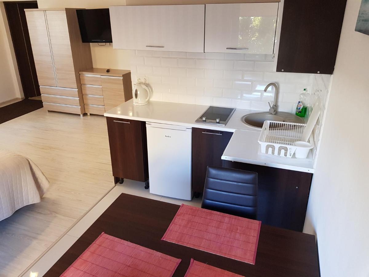 Apartamenty Maja -Pokoje - Domy Wakacyjne -Basen Podgrzewany -Jacuzzi - Sauna Леба Экстерьер фото