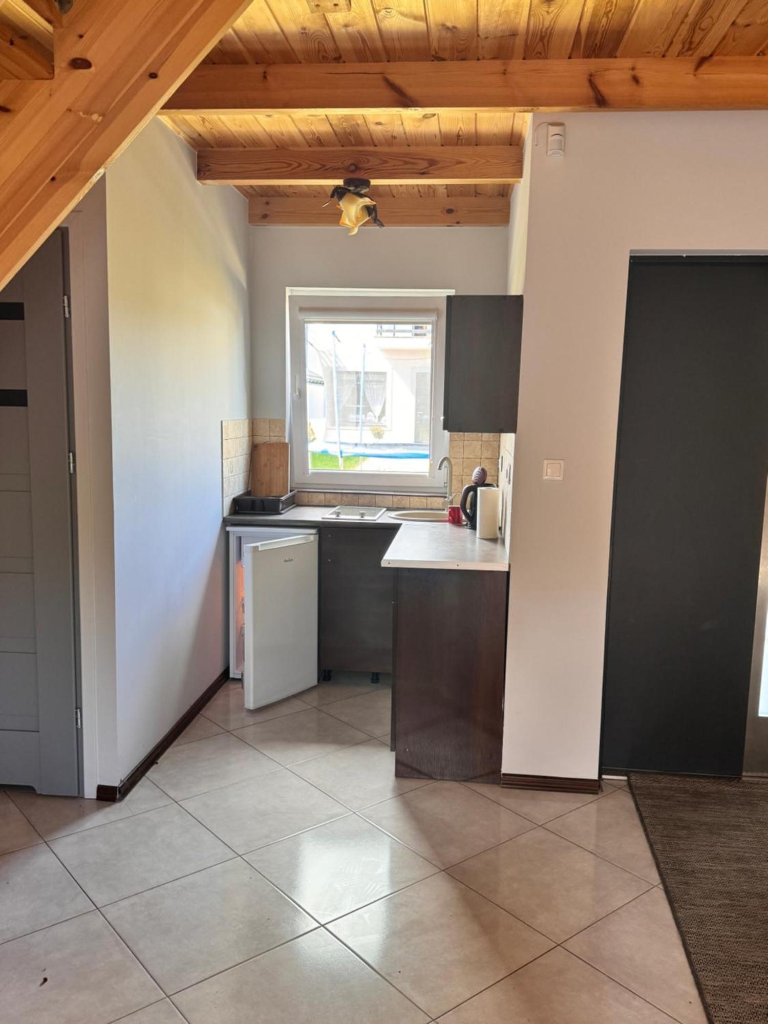 Apartamenty Maja -Pokoje - Domy Wakacyjne -Basen Podgrzewany -Jacuzzi - Sauna Леба Экстерьер фото