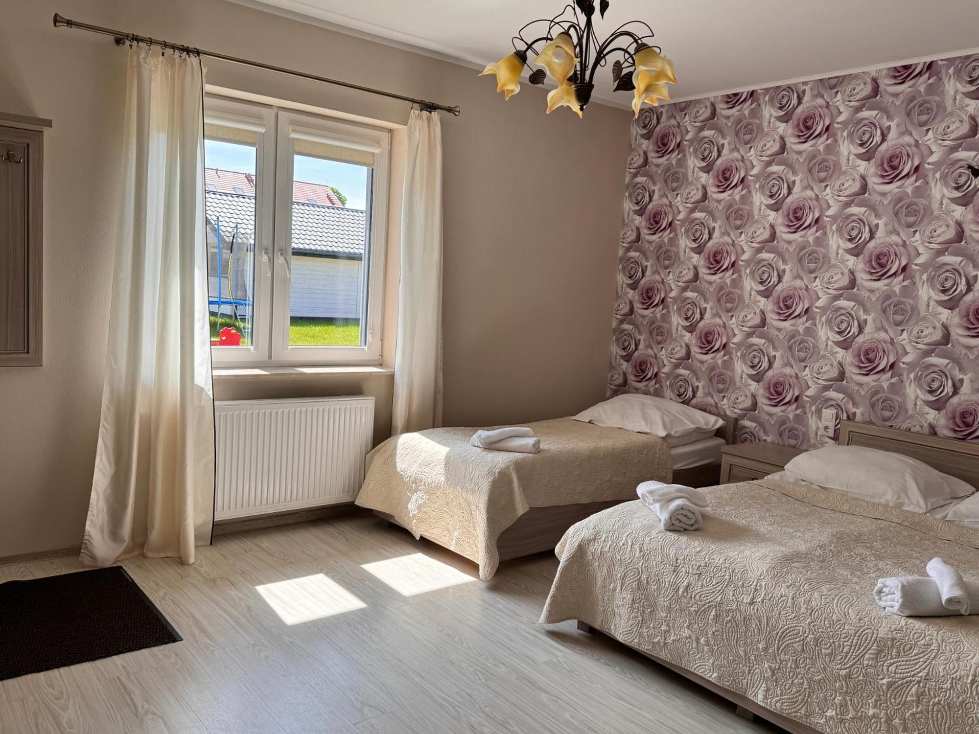 Apartamenty Maja -Pokoje - Domy Wakacyjne -Basen Podgrzewany -Jacuzzi - Sauna Леба Экстерьер фото