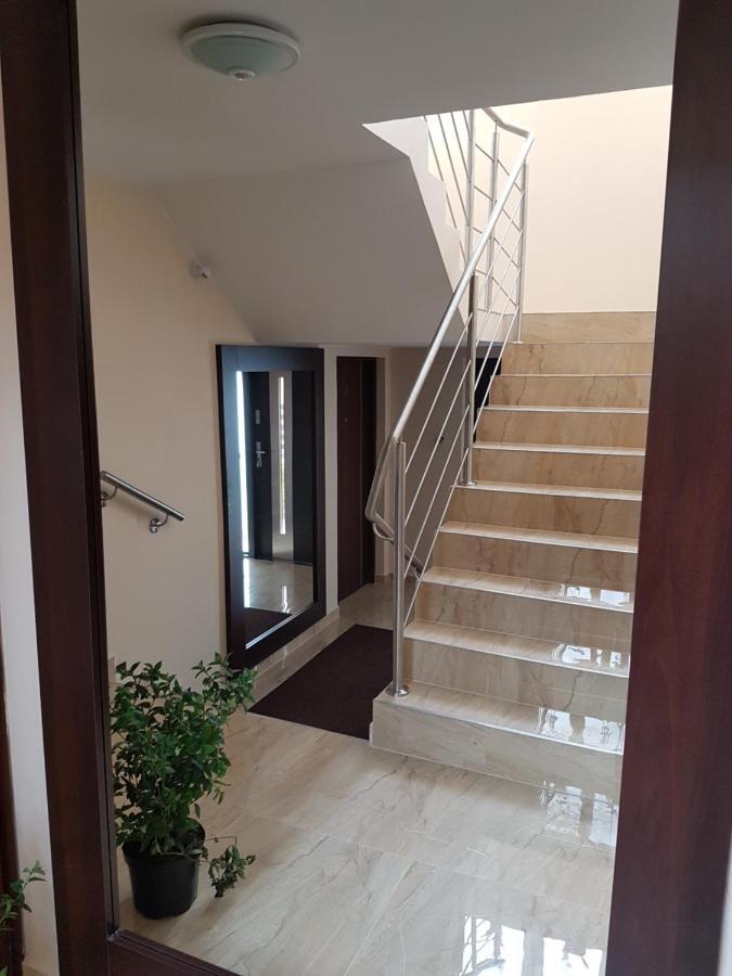 Apartamenty Maja -Pokoje - Domy Wakacyjne -Basen Podgrzewany -Jacuzzi - Sauna Леба Экстерьер фото