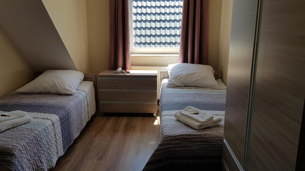 Apartamenty Maja -Pokoje - Domy Wakacyjne -Basen Podgrzewany -Jacuzzi - Sauna Леба Экстерьер фото